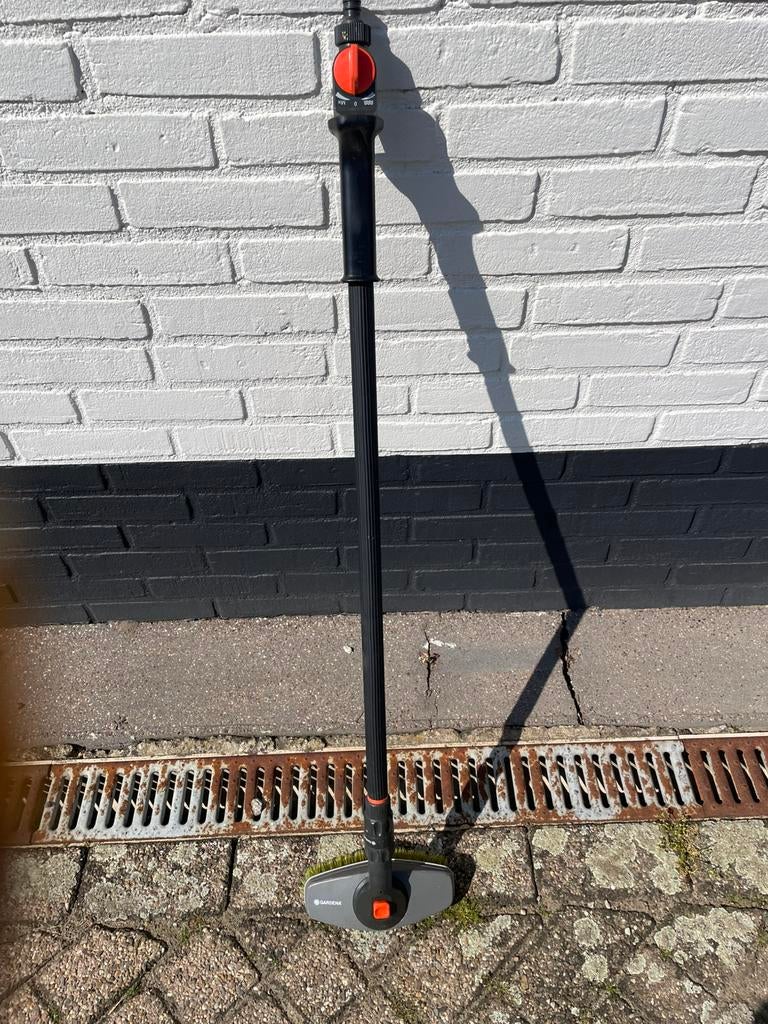 Gardena wasborstel, Ophalen