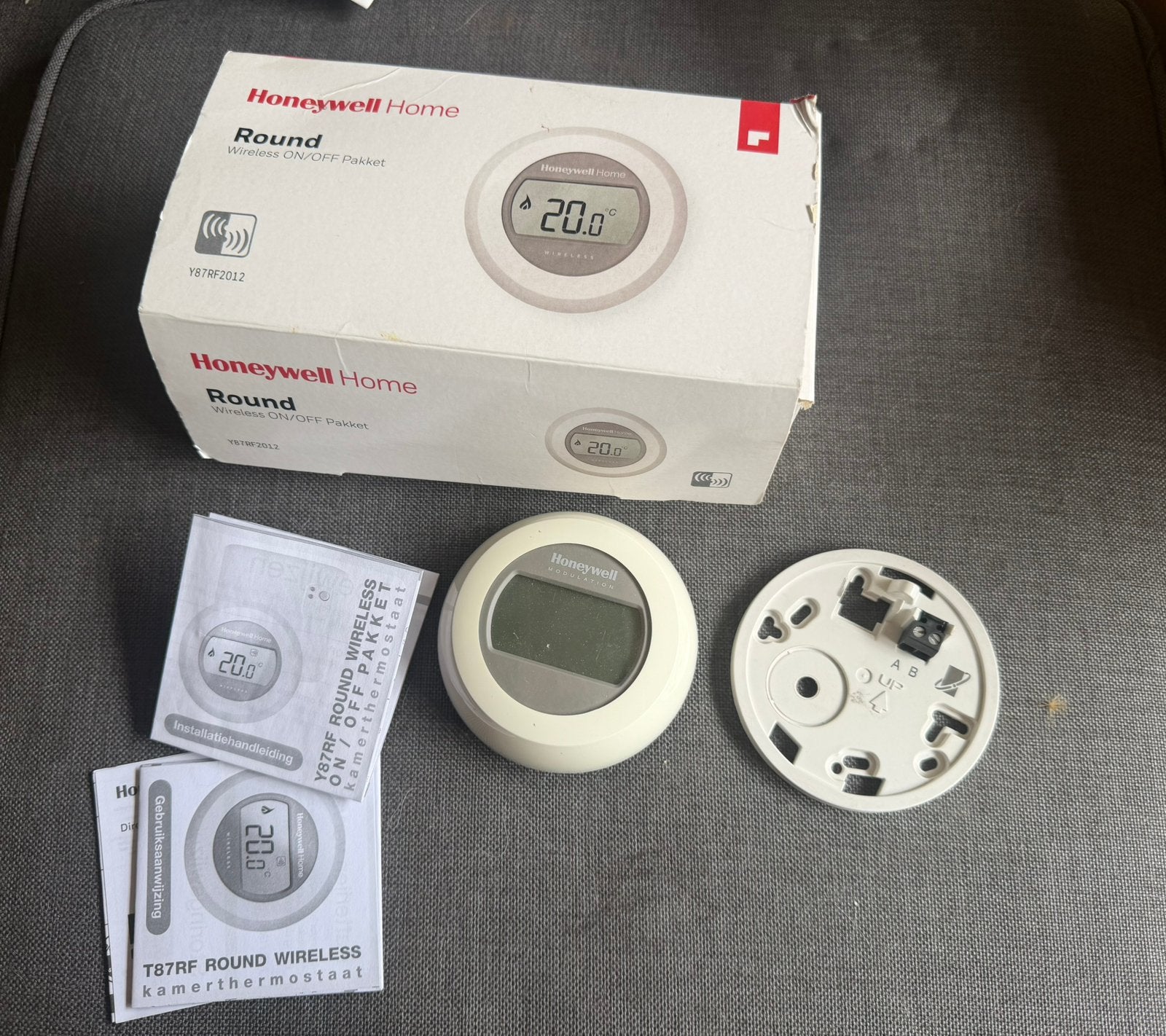 Honeywell Home round kamerthermostaat type Y87RF2012., Ophalen of Verzenden, Zo goed als nieuw