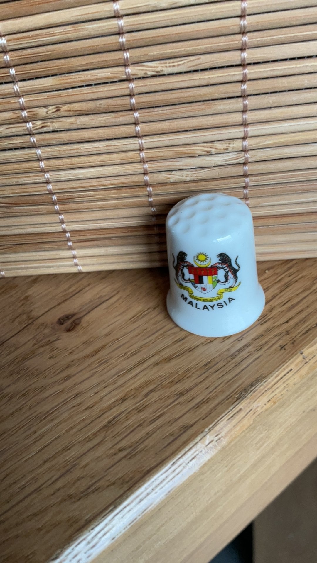 Malaysia vingerhoedje vingerhoedjes vingerhoeden, Verzenden, Nieuw, Porselein, Buitenland
