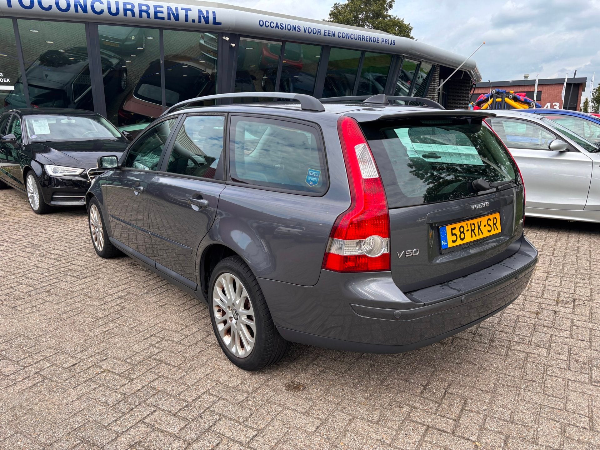 Volvo V50 2.4i Summum, Nwe distributie, leder, memory Inruil, Gebruikt, 700 kg, 1384 kg, 2435 cc