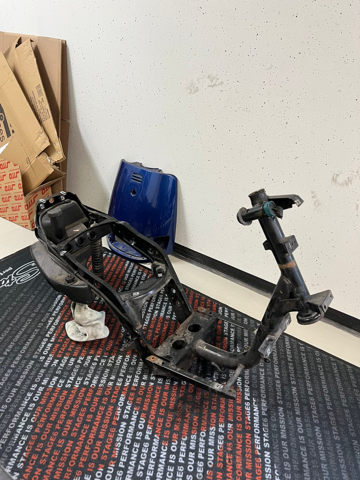 Piaggio Zip frame 2002!, Fietsen en Brommers, Ophalen, Zo goed als nieuw, Frame, Piaggio