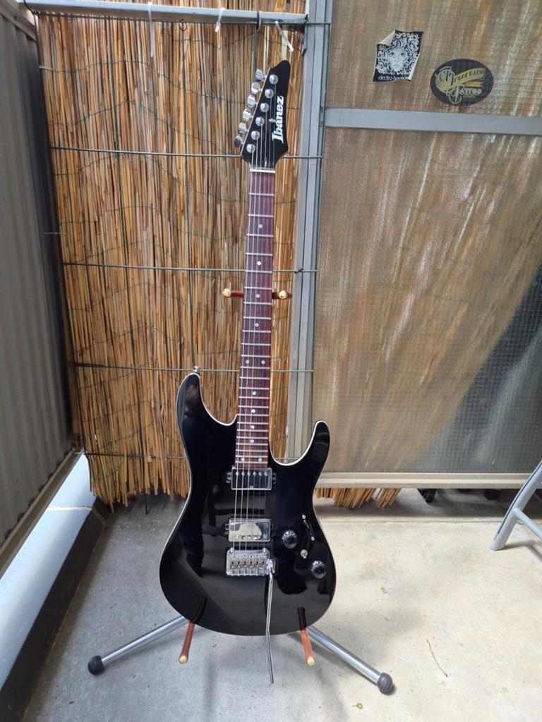 Ibanez Premium AZ42P1-BK, Ophalen, Zo goed als nieuw, Solid body, Ibanez