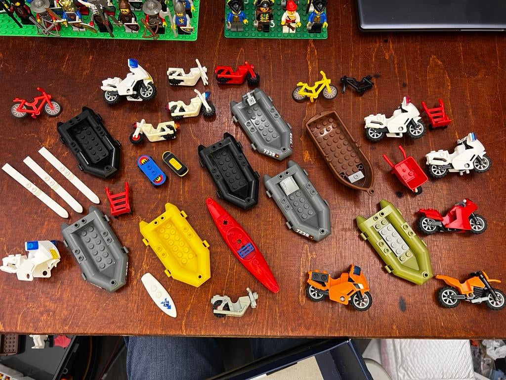 Grote partij Lego voertuigen (29 stuks) in goede staat, Kinderen en Baby's, Speelgoed | Duplo en Lego, Gebruikt, Lego, Losse stenen