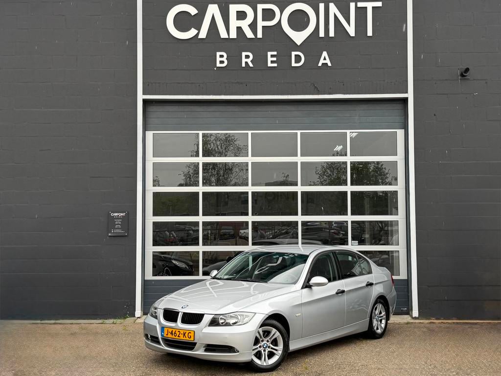 BMW 3-serie 320i|CLIMA|AUTOMAAT|APK|PDC, Auto's, 4 cilinders, 150 pk, Bedrijf, Sedan