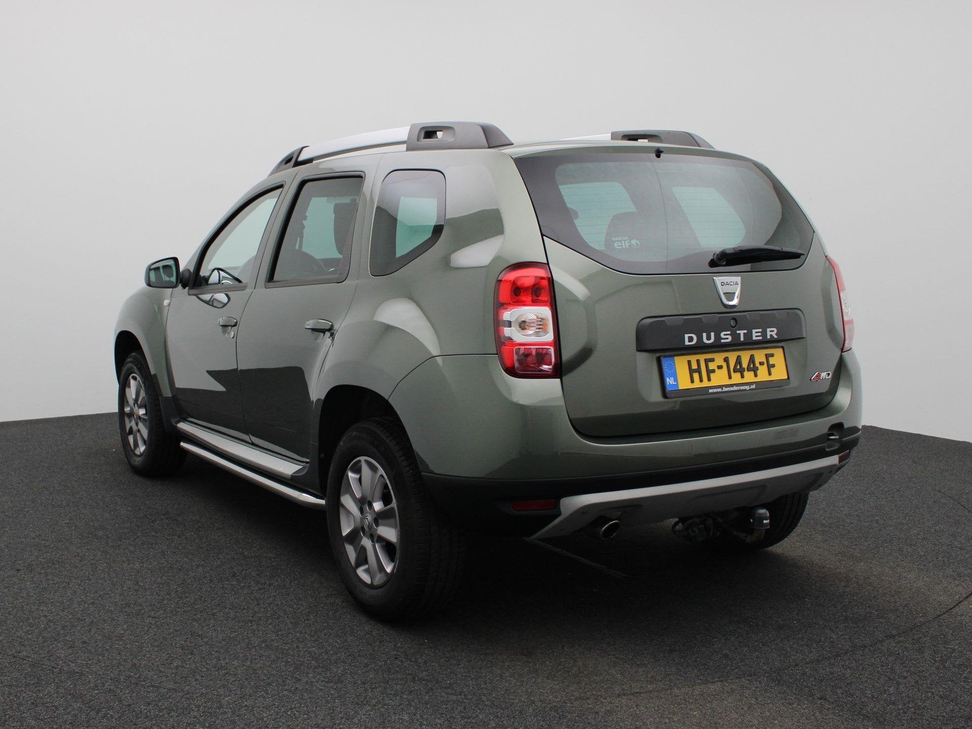 Dacia Duster 1.2 TCe 4x2 10th Anniversary | Trekhaak | Side-, Euro 5, Gebruikt, Zwart, Duster
