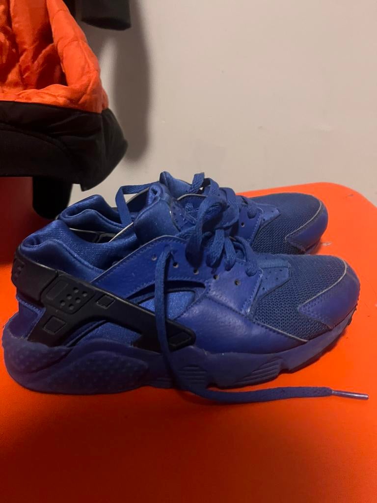 Nike Huarache, Blauw, Ophalen of Verzenden, Sneakers of Gympen, Gedragen