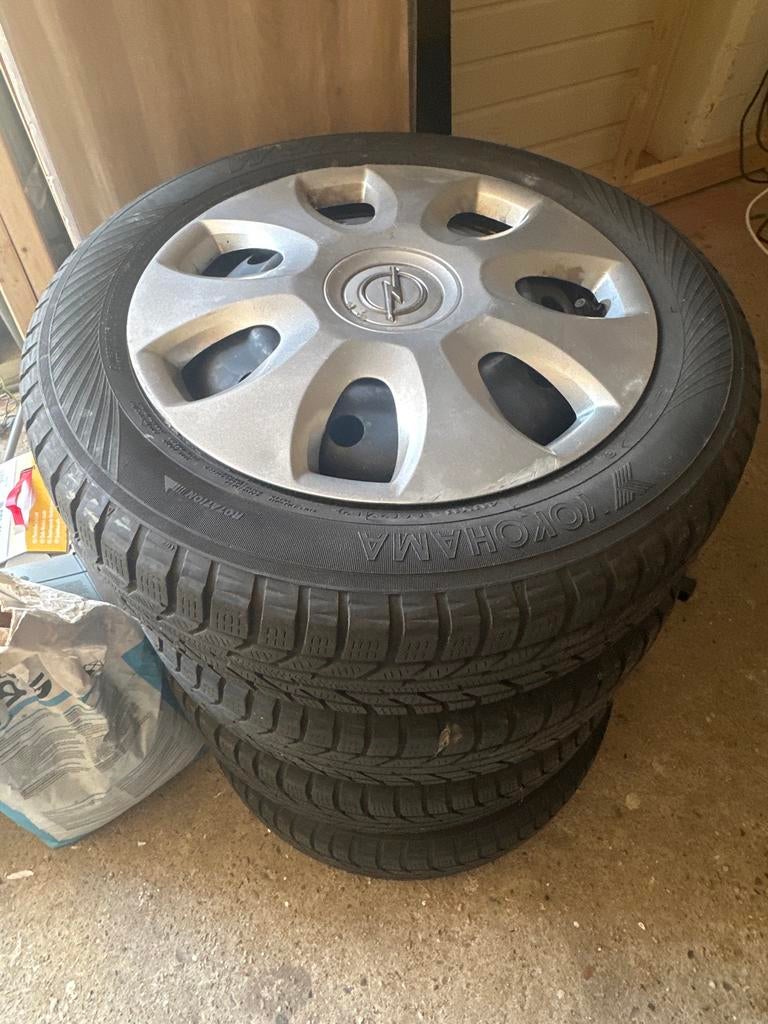 Stalen velgen 4x100 met winterbanden 175/65 R15, Ophalen, Gebruikt, 15 inch, 175 mm
