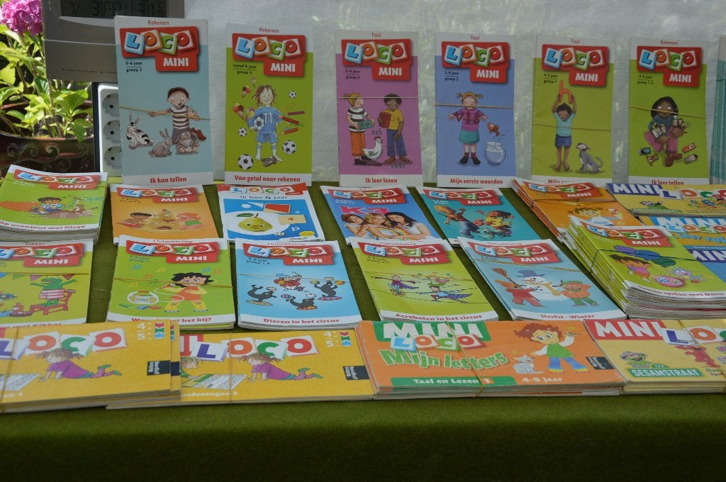 109 MINI LOCO boekjes Dora rekenen taal- Kikker- Nijntje enz, Ophalen of Verzenden, Gebruikt, Taal en Lezen