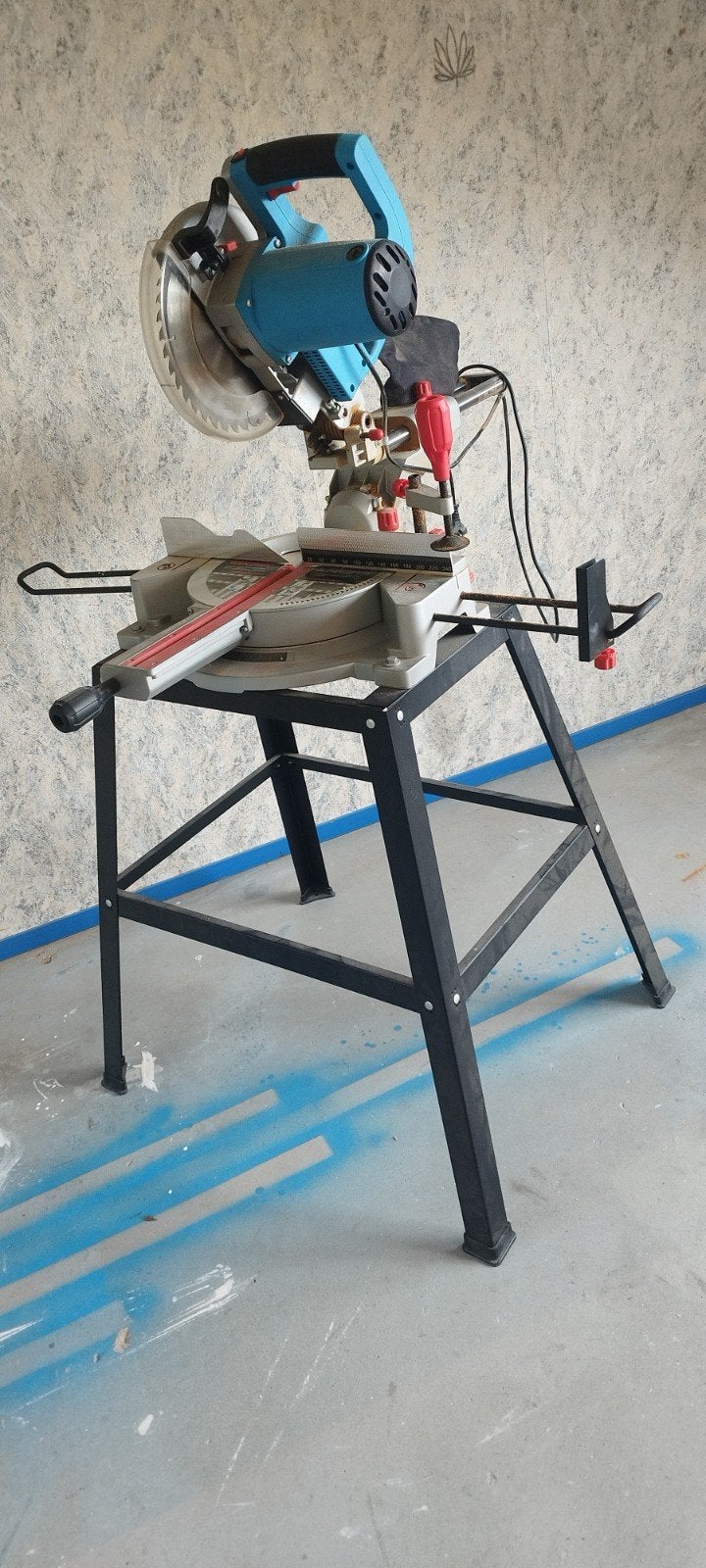 Afkortzaag met werktafel - Zo goed als nieuw, Doe-het-zelf en Verbouw, Gereedschap | Zaagmachines, Ophalen, Topcraft, 70 mm of meer
