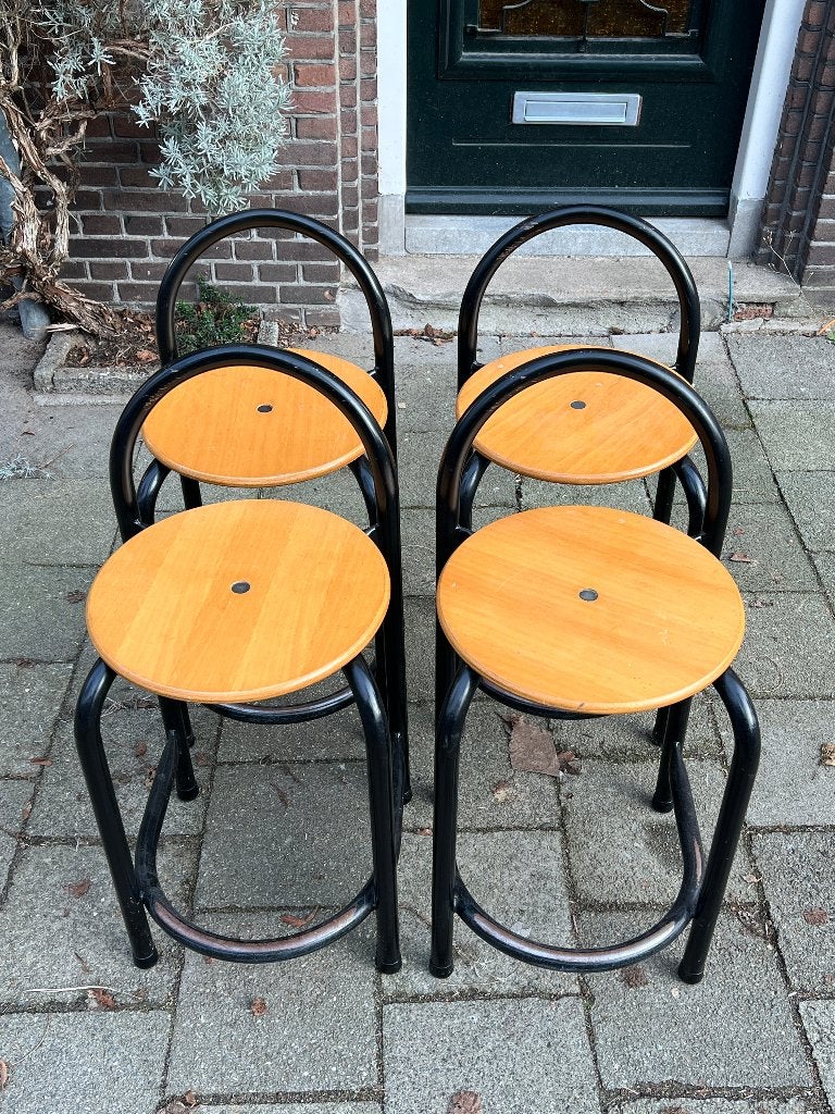 vintage postmodern brutalist barkrukken zwart metaal set/4, Ophalen, Gebruikt, Met voetsteun, 60 tot 90 cm