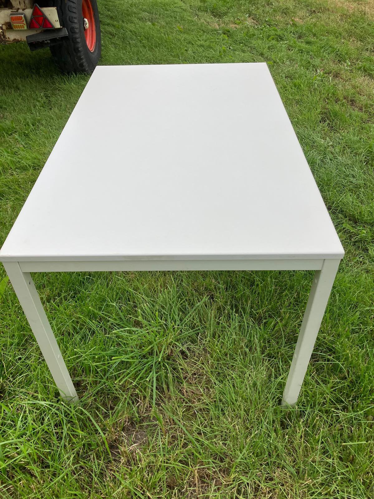 Te koop 2 mooie school tafels, Ophalen, Gebruikt, Vintage, 75 cm of meer