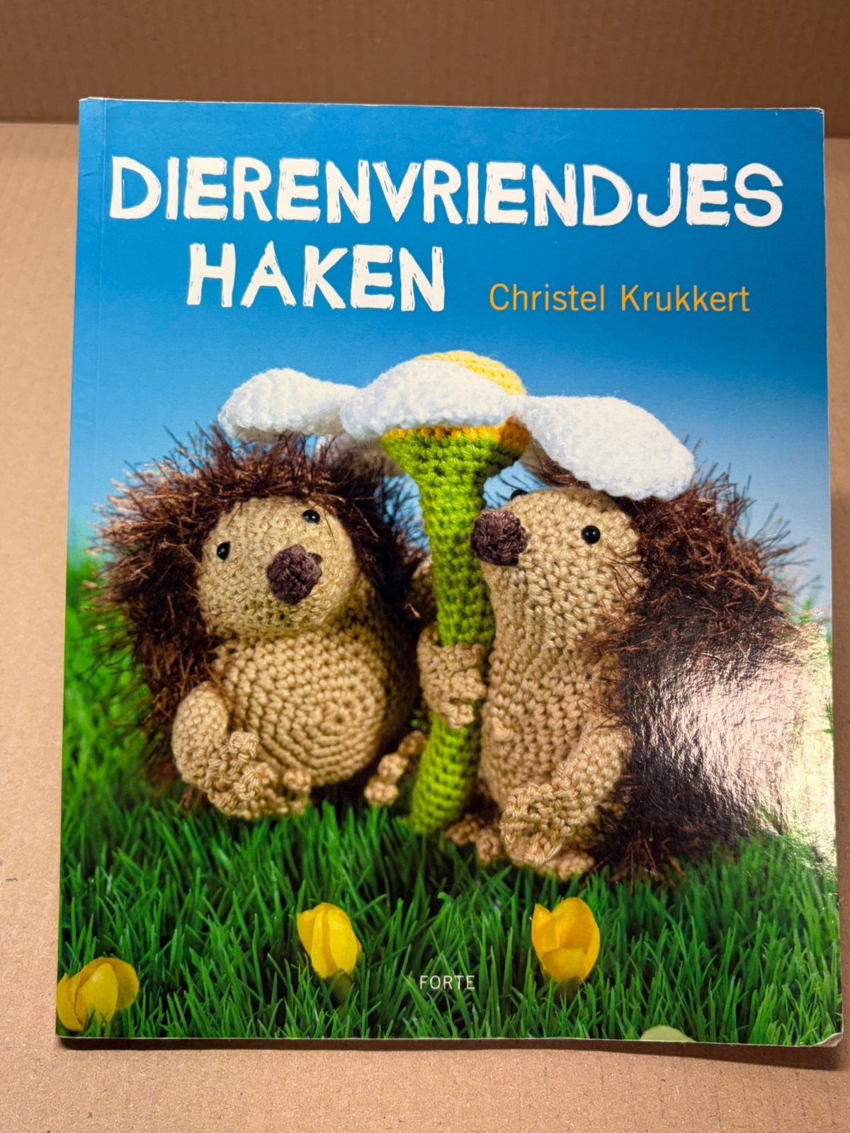 Dierenvriendjes Haken - Christel Krukkert, Boeken, Ophalen of Verzenden, Zo goed als nieuw, Breien en Haken