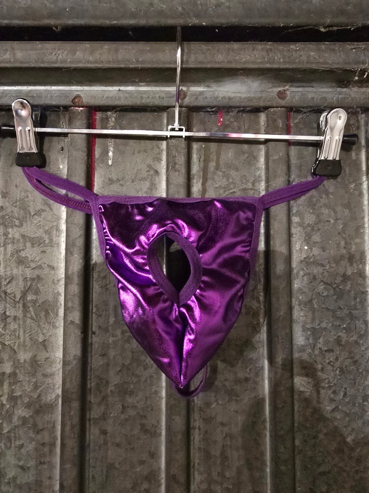 Paarse glanzende heren string met open voorkant, Verzenden, Nieuw, Onbekend