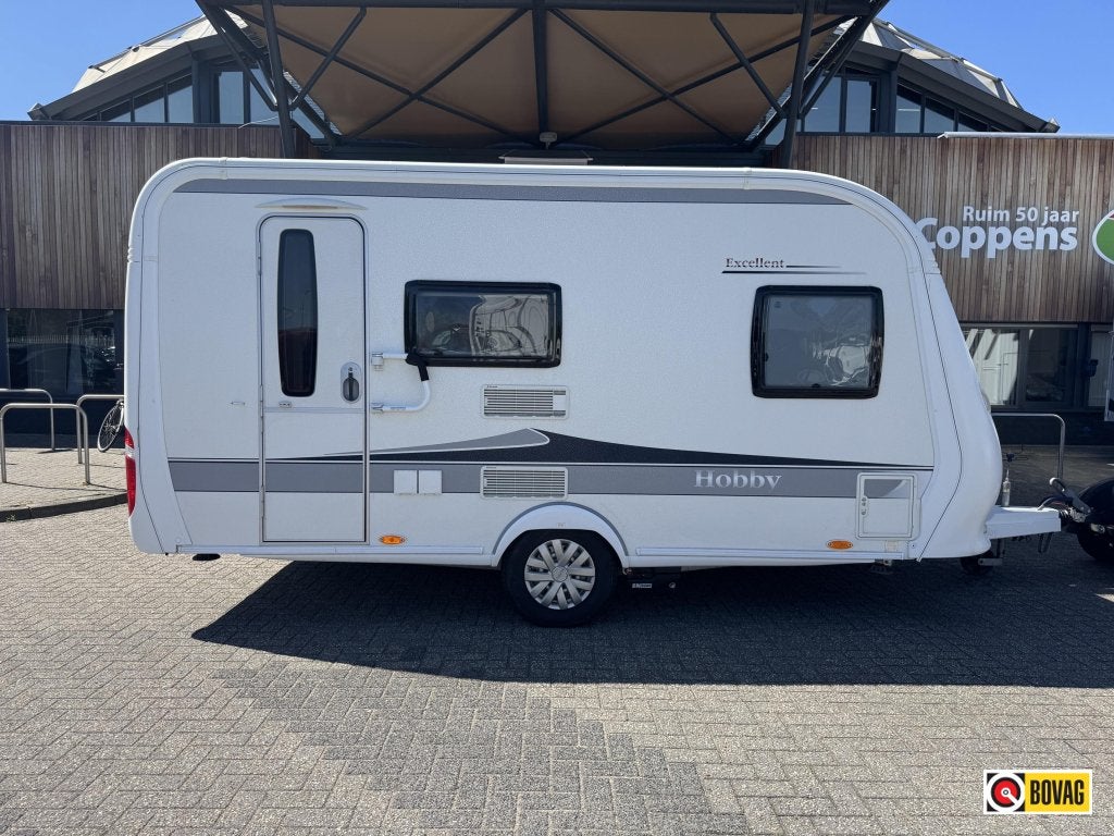 Hobby Excellent 410 SFE 2011 MOVER + VOORTENT!!!, Hobby, Schokbreker, Bedrijf, Treinzit