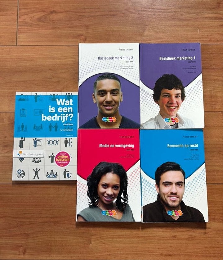 Mbo marketing studieboeken, Ophalen of Verzenden, Gelezen, Economie en Marketing