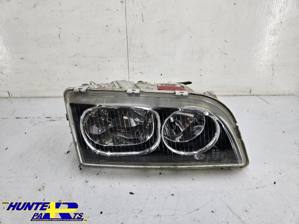 Koplamp R Volvo V40 I ('96-'04) 30899879, Gebruikt, Ophalen of Verzenden, Volvo, Volvo