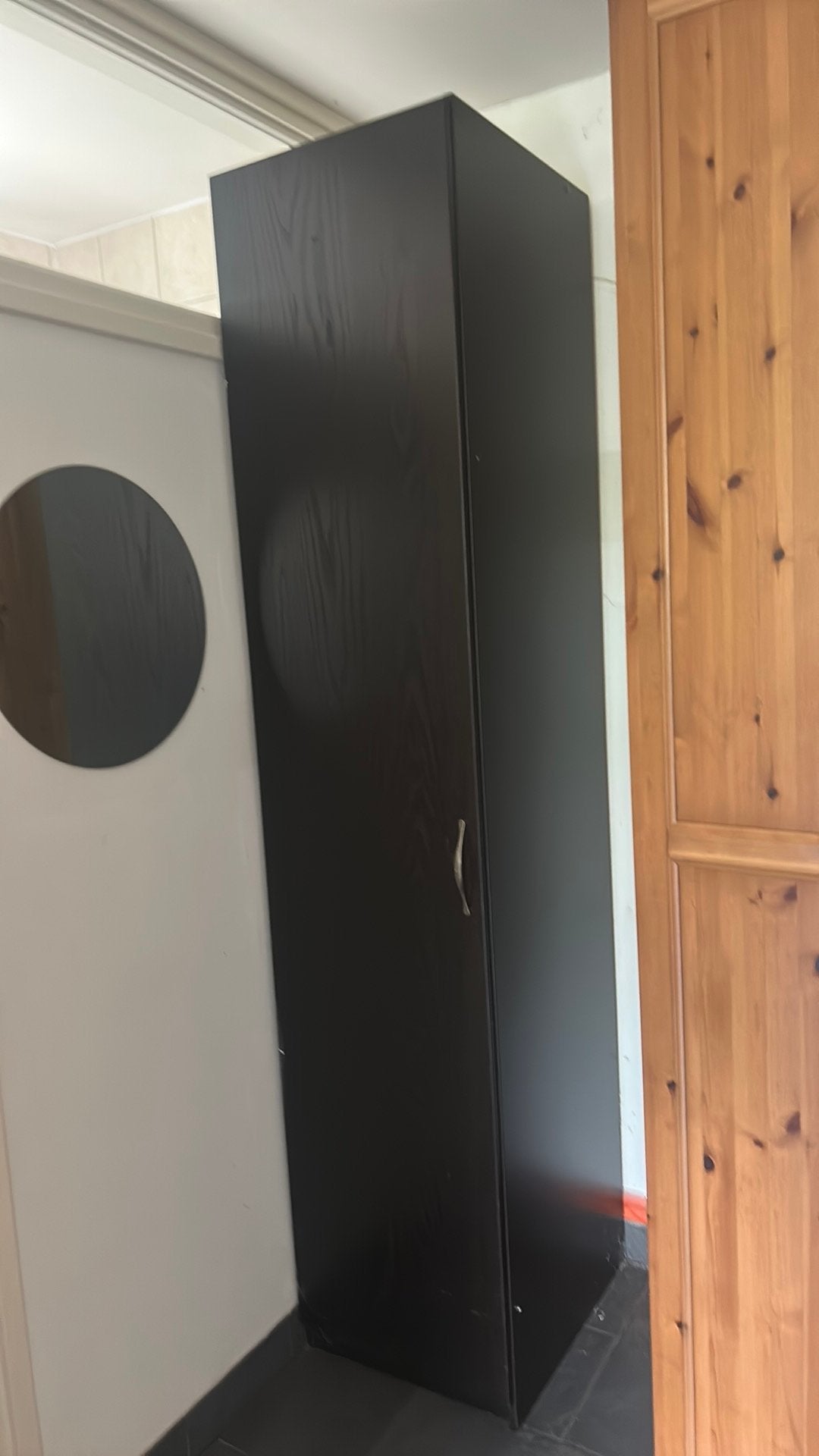 Ikea kas zwarte zijkanten, Huis en Inrichting, Kasten | Kledingkasten, Ophalen, Gebruikt, 200 cm of meer, 150 tot 200 cm