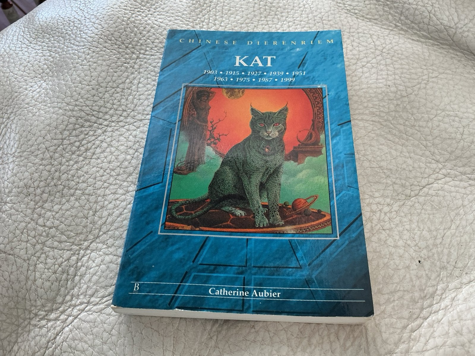 Astrologie, chinese dierenriem, KAT, Ophalen, Zo goed als nieuw, Astrologie
