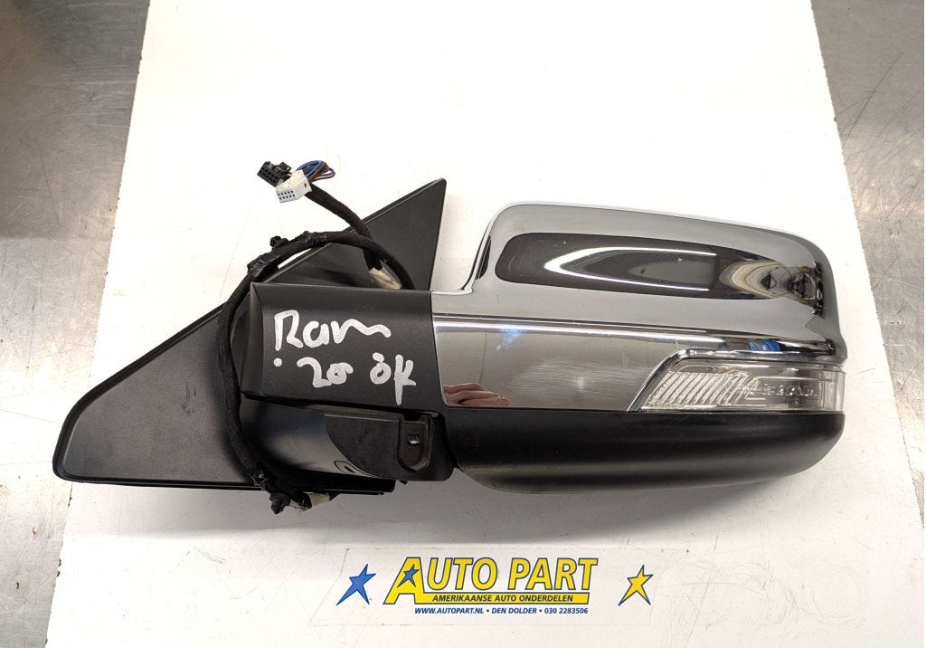 Dodge Ram DT buitenspiegel 2019-2024, Gebruikt, PO Box 21-8004 | Auburn Hills, MI 48321-8004, Amerikaanse onderdelen, Ophalen of Verzenden