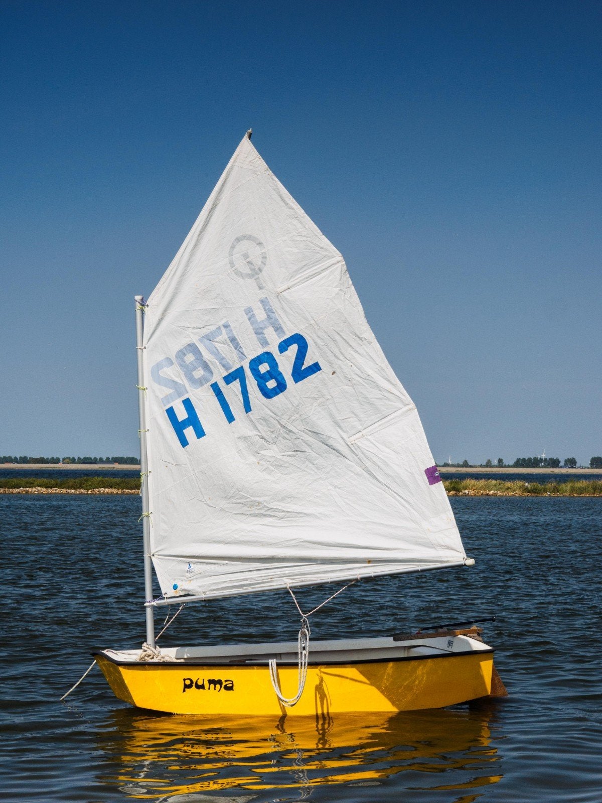 Te koop Optimist zeilboot, compleet, Watersport en Boten, Open zeilboten, Ophalen, Gebruikt, 11 m, Polyester