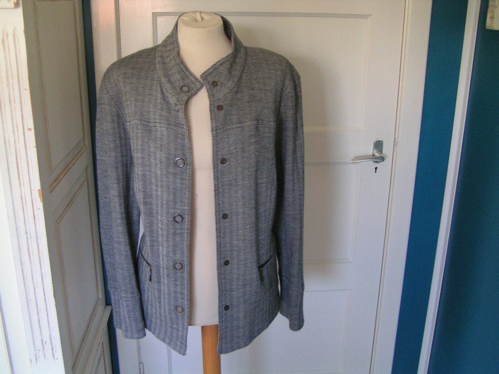 Prachtig Grijs Jasje van Frank Walder maat 46, Maat 46/48 (XL) of groter, Nieuw, Ophalen of Verzenden, Grijs