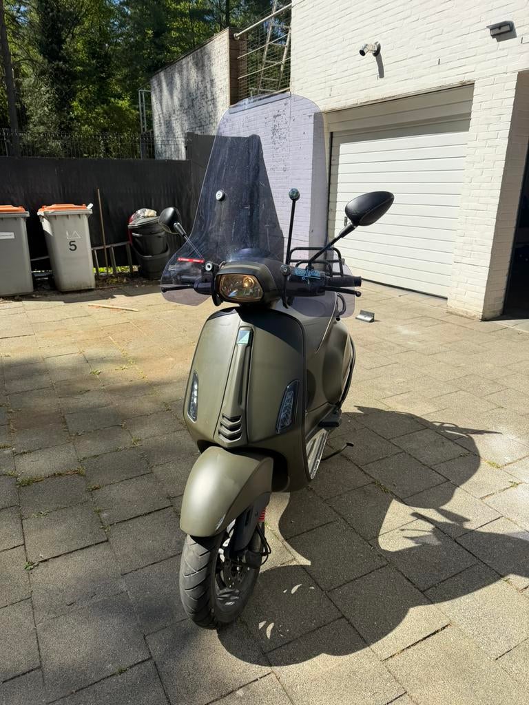 Vespa sprint brom scooter, Ophalen, Zo goed als nieuw, Benzine, Vespa