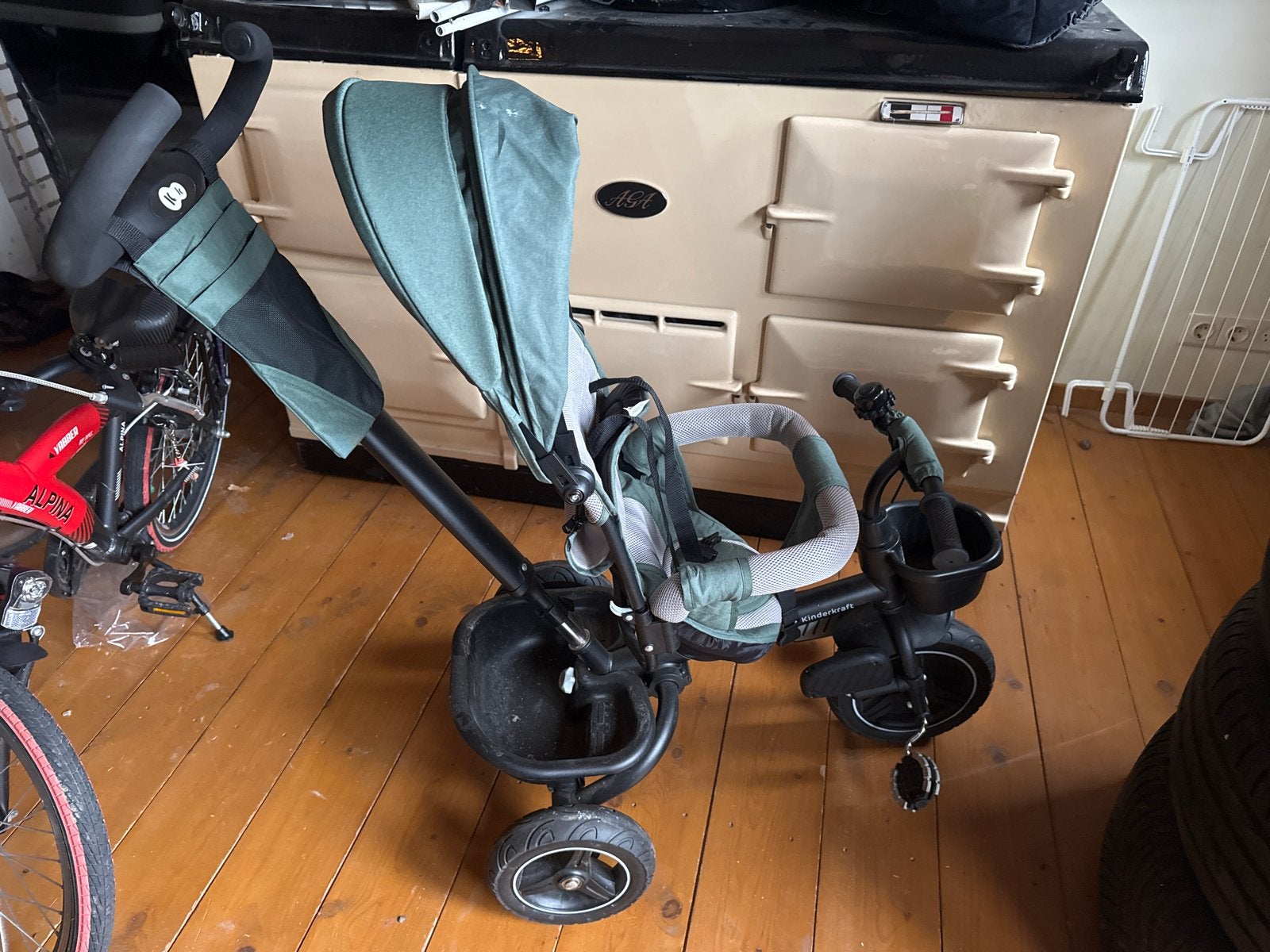 Kinderkraft driewieler met duwstang - Zo goed als nieuw, Ophalen, Zo goed als nieuw
