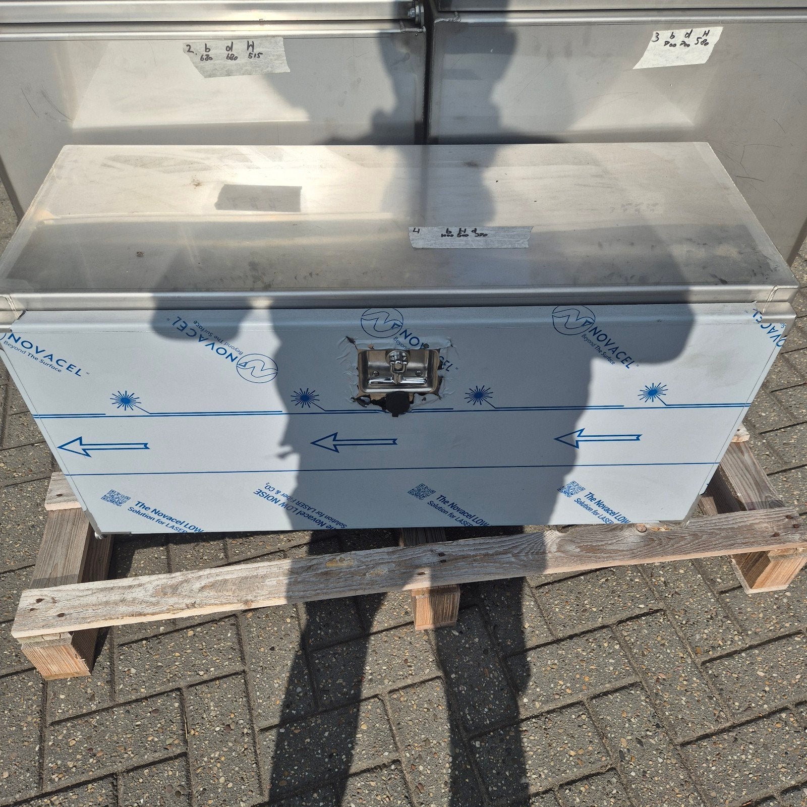 Diverse RVS en aluminium opbergkisten en tanks, Ophalen