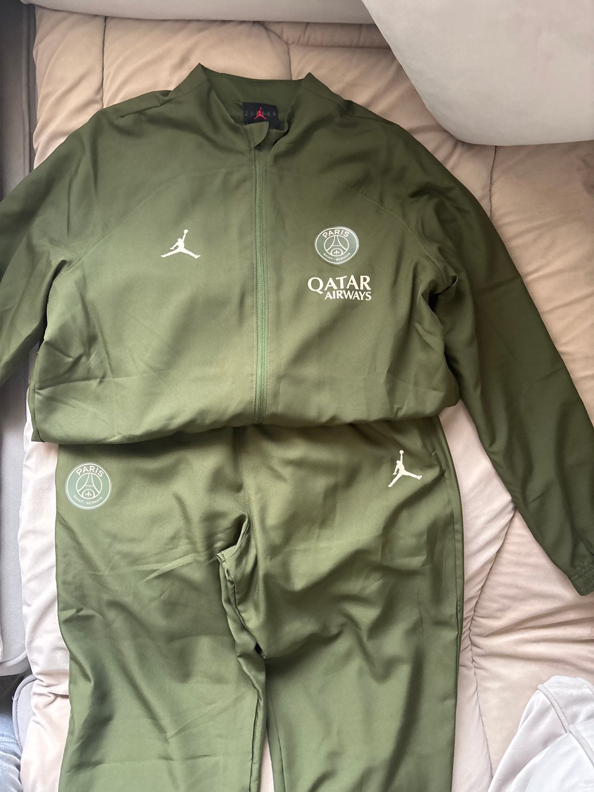 Nike Jordan x PSG trainingspak - Maat XL - Zo goed als nieuw, Ophalen of Verzenden, Voetbal, Groen, Maat 56/58 (XL)