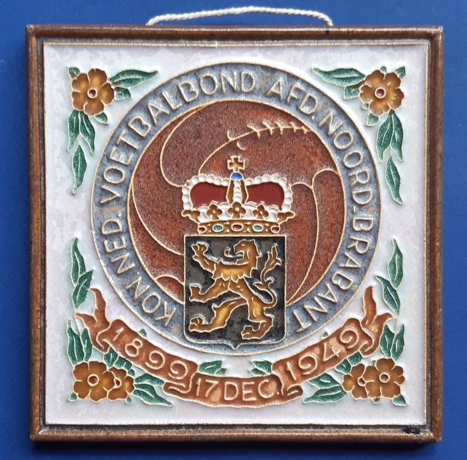 1949 KNVB Nrd Brabant Cloisonné tegel F25-14 Porceleyne Fles, Maat XS of kleiner, Ophalen of Verzenden, Nieuw, Shirt