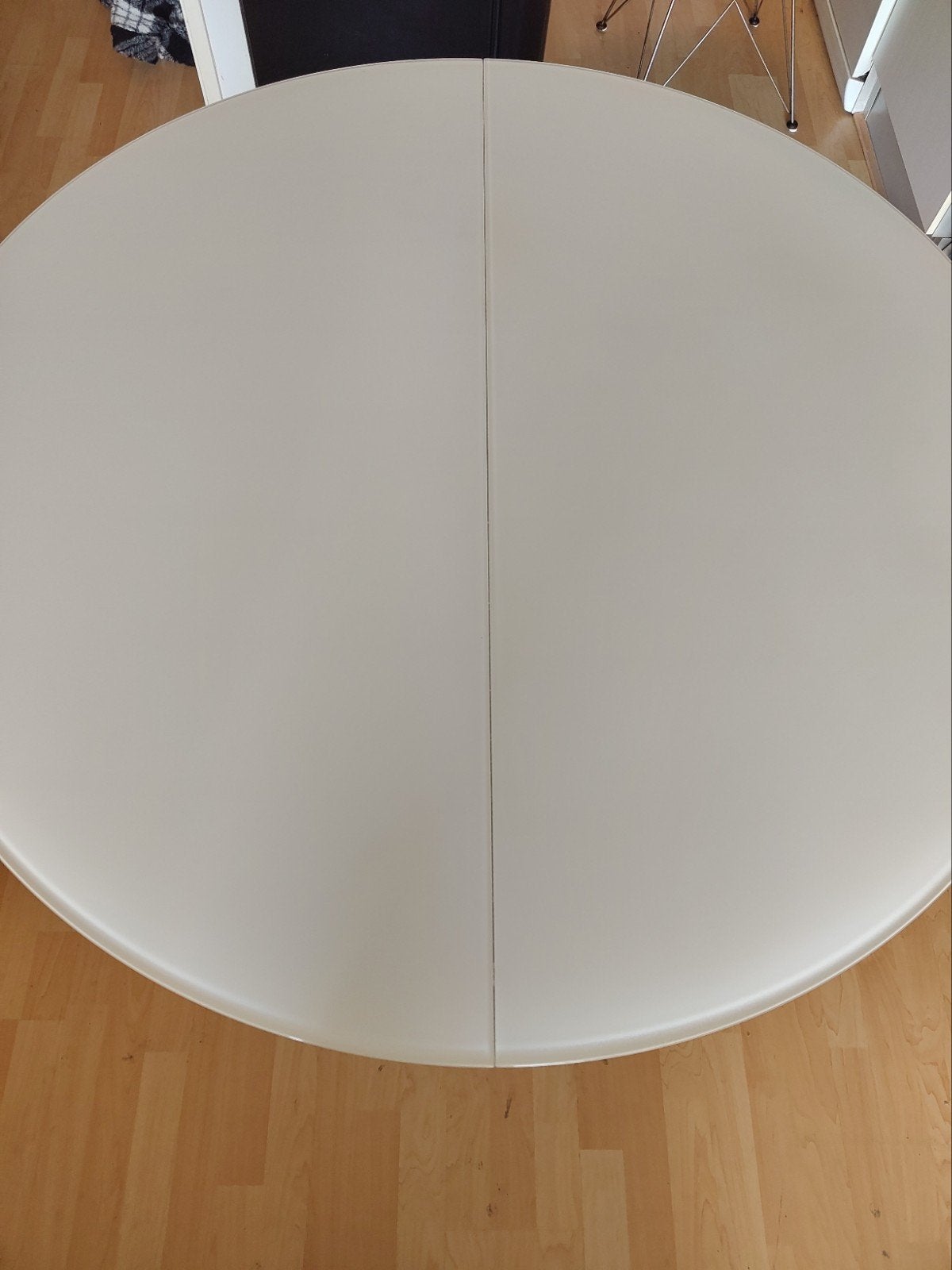 Foto 5 van Uitschuifbare eettafel wit glas - Die Collection