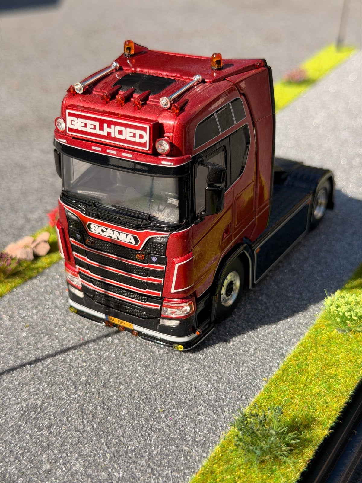 Scania S Geelhoed Liquid Transport modeltruck, Hobby en Vrije tijd, Modelbouw | Auto's en Voertuigen, Overige merken, 1:32 tot 1:50