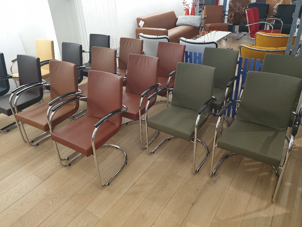 Gispen eetkamerstoelen, diverse outletmodellen op voorraad, Huis en Inrichting, Stoelen, Ophalen, Zo goed als nieuw, Leer, Vijf, Zes of meer stoelen