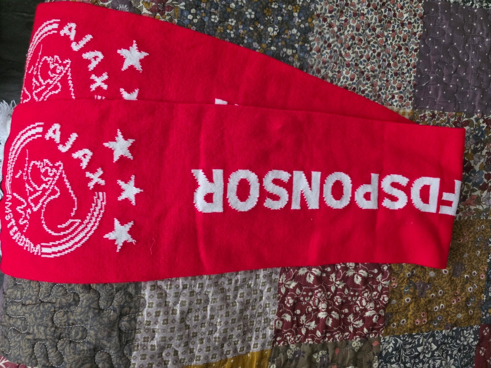 Ajax sjaal ziggo sponsor - Rood met wit logo en sterren, Onbekend, Ophalen of Verzenden, Zo goed als nieuw, Onbekend