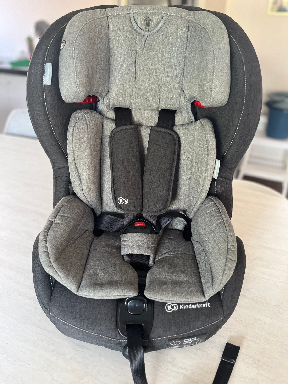 Autostoel Kinderkraft safetyfix 9-36kg, Zo goed als nieuw, 9 t/m 36 kg, Ophalen, Overige merken