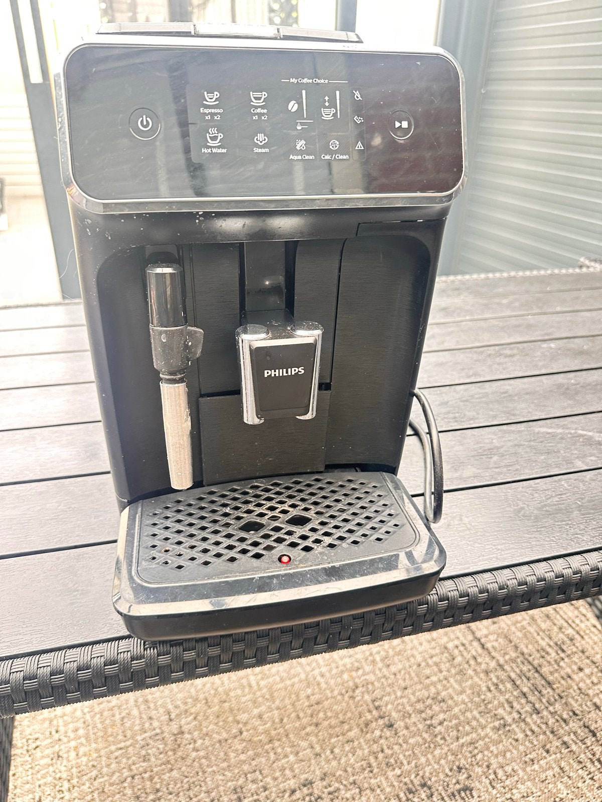 Philips 2200 serie volautomatische espressomachine, Afneembaar waterreservoir, Espresso apparaat, Zo goed als nieuw, 2 tot 4 kopjes