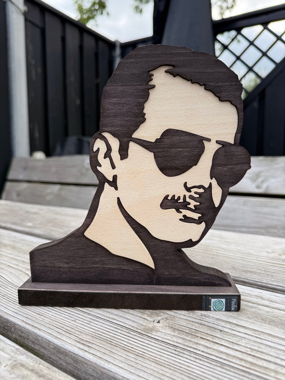 Houten Buste Freddie Mercury - Handgemaakt Kunstwerk, Antiek en Kunst, Minder dan 20 cm, Buste, Ophalen of Verzenden, Handgemaakt