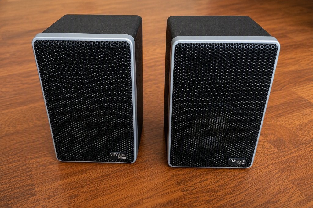 Visonik David 502  mini-monitor speakers, Overige merken, Stereo speakers, Gebruikt, Inclusief muurbeugels