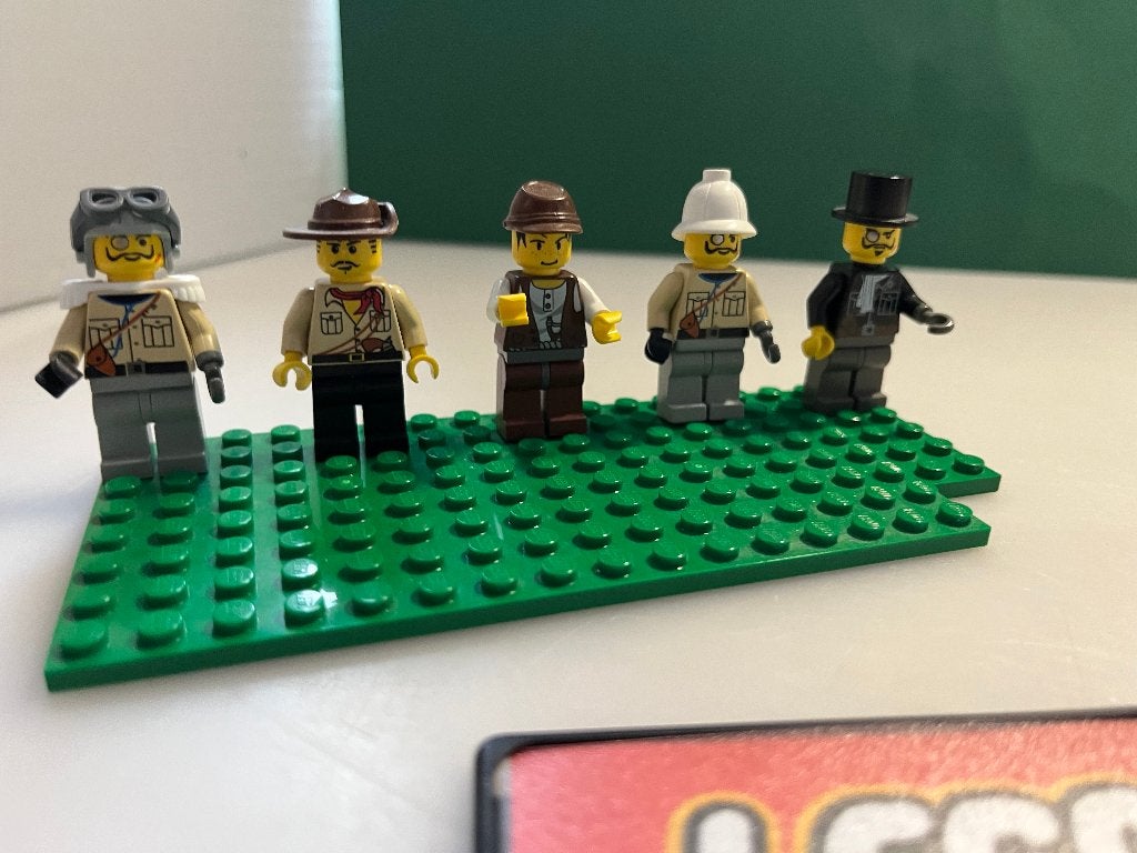 lego adventures 5 poppetjes minifiguren, Ophalen of Verzenden, Zo goed als nieuw, Lego, Overige thema's