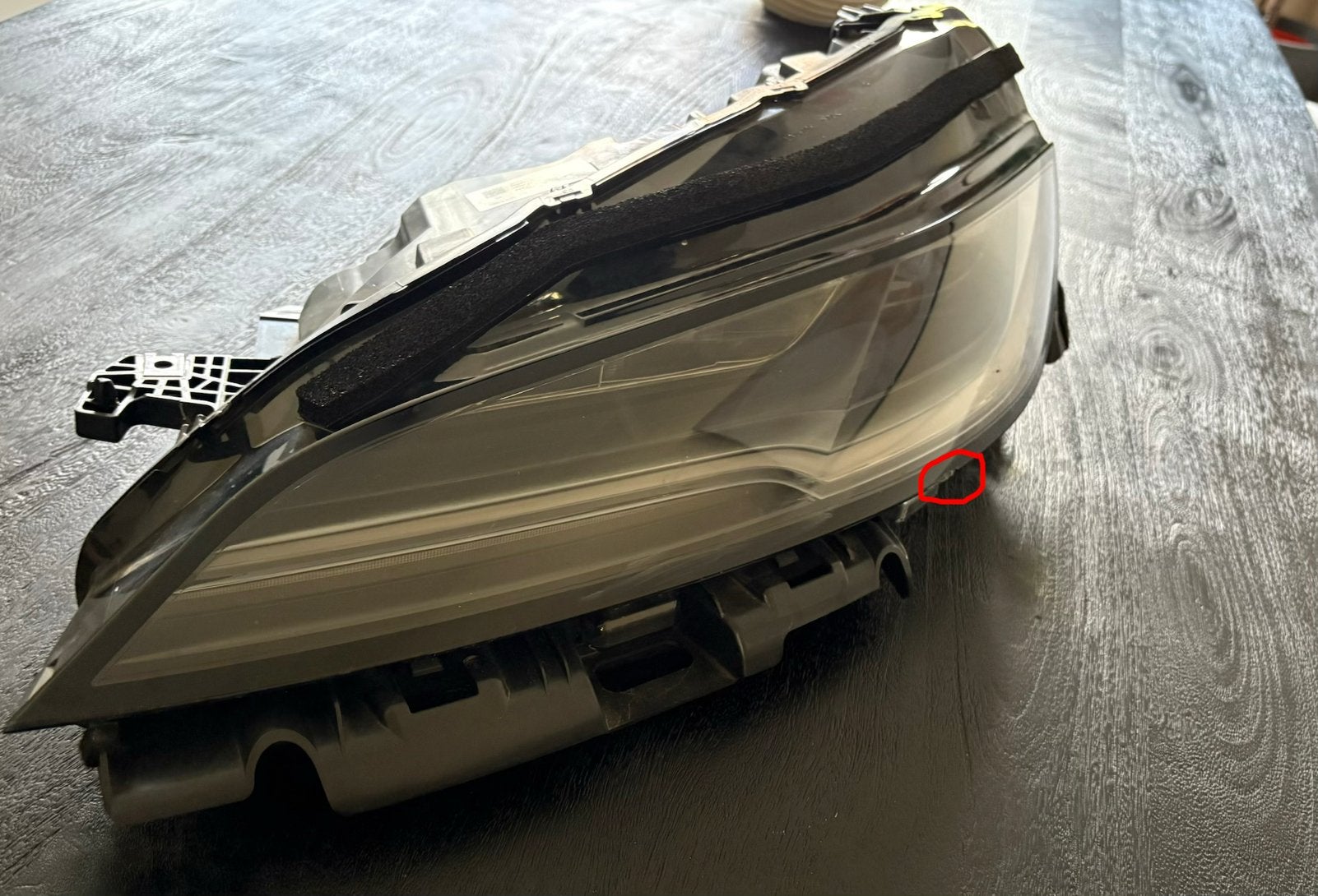 Tesla model 3 highland 2024 koplamp unit linksvoor, Auto-onderdelen, Verlichting, Ophalen, Gebruikt