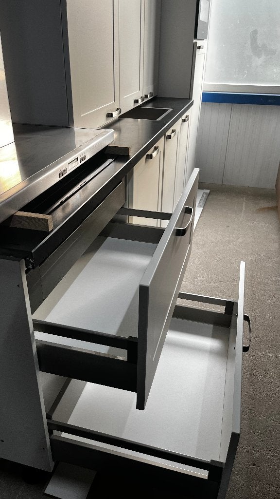 Foto 2 van Keuken Compleet met APP 120Keukens op voorraad Nr. 2991