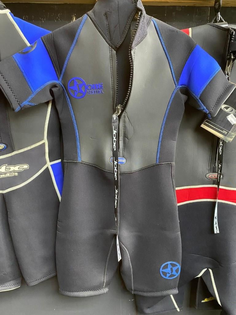 2x Jobe kinder wetsuit nieuw (J5 & J6) – los of samen, Watersport en Boten, Wetsuit, Kind, Nieuw, Jobe