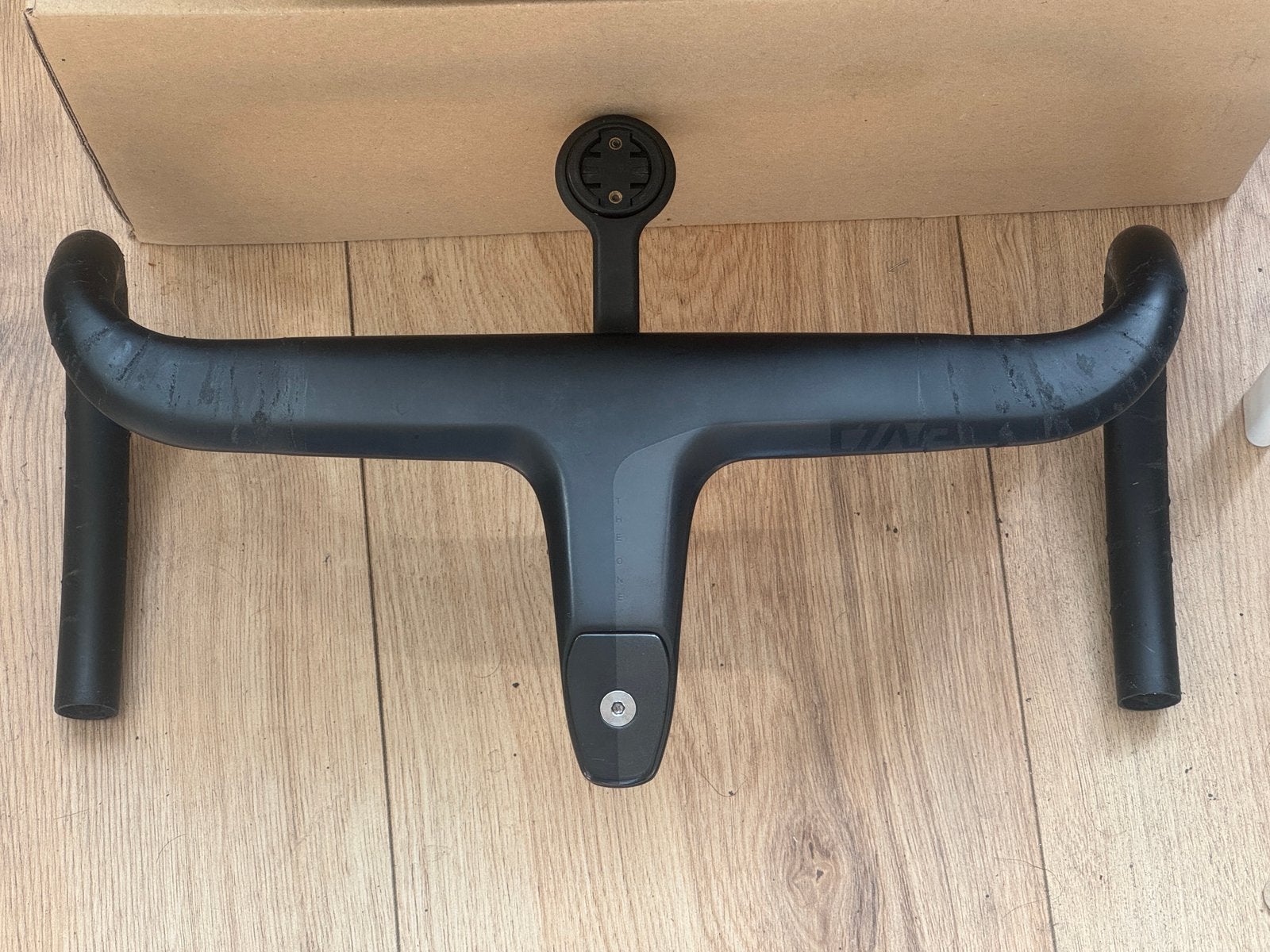 The One Pro cockpit handlebar 380mm/100mm, Fietsen en Brommers, Ophalen, Gebruikt