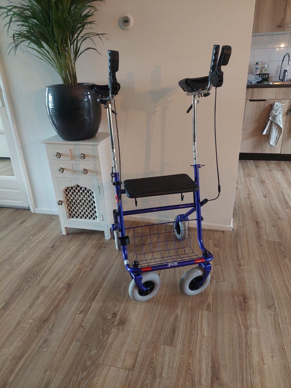 Rollator Premis Probo armschalen, Diversen, Ophalen