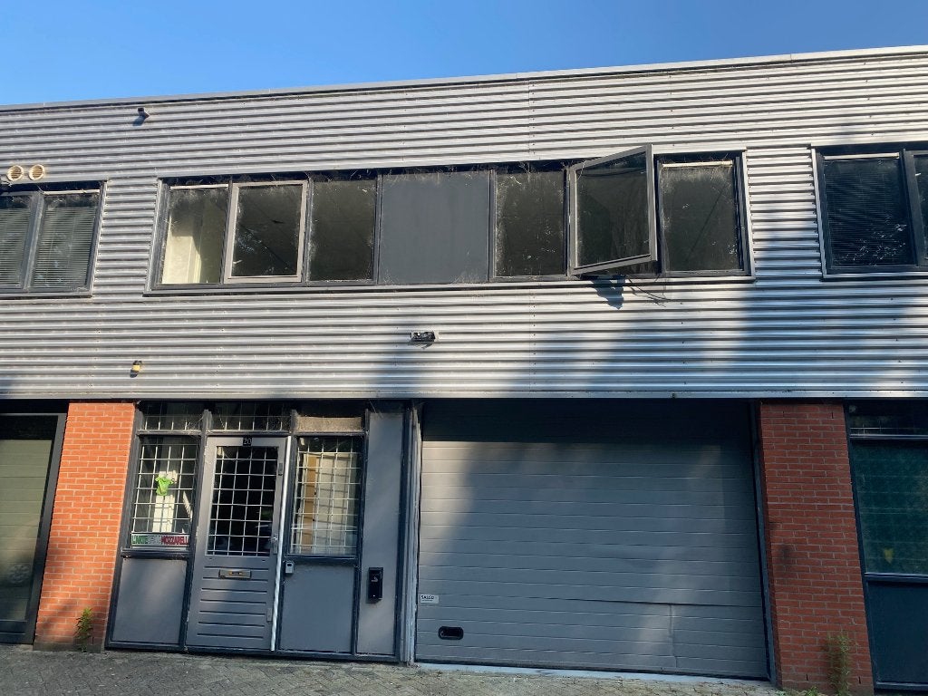 Te huur: bedrijfsunit 140m2 Almere Buiten (geen horeca), Zakelijke goederen, Bedrijfs Onroerend goed, 140 m², Huur, Bedrijfsruimte