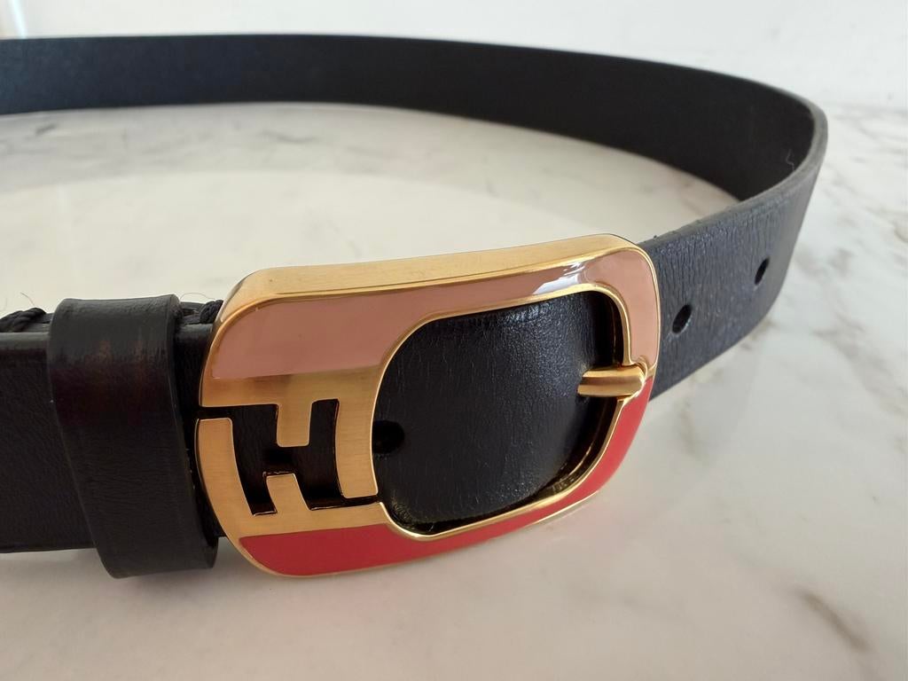 Zwarte riem van Fendi., 80 tot 90 cm, 3 tot 5 cm, Tailleriem, Ophalen of Verzenden