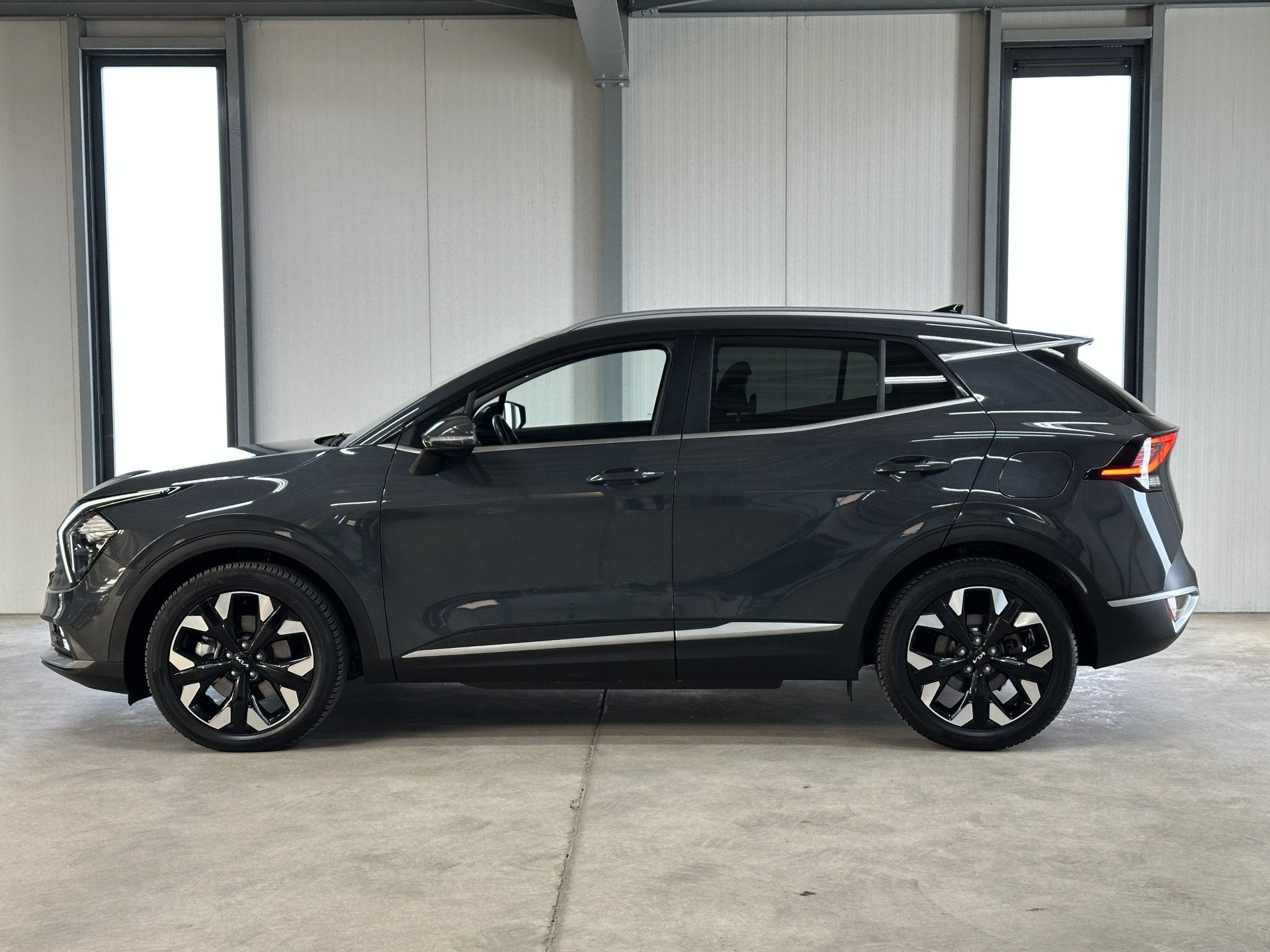 Kia Sportage 1.6 T-GDi Plug-in Hybrid 265 pk AWD DynamicLine, Automaat, Stof, Gebruikt, 4 cilinders