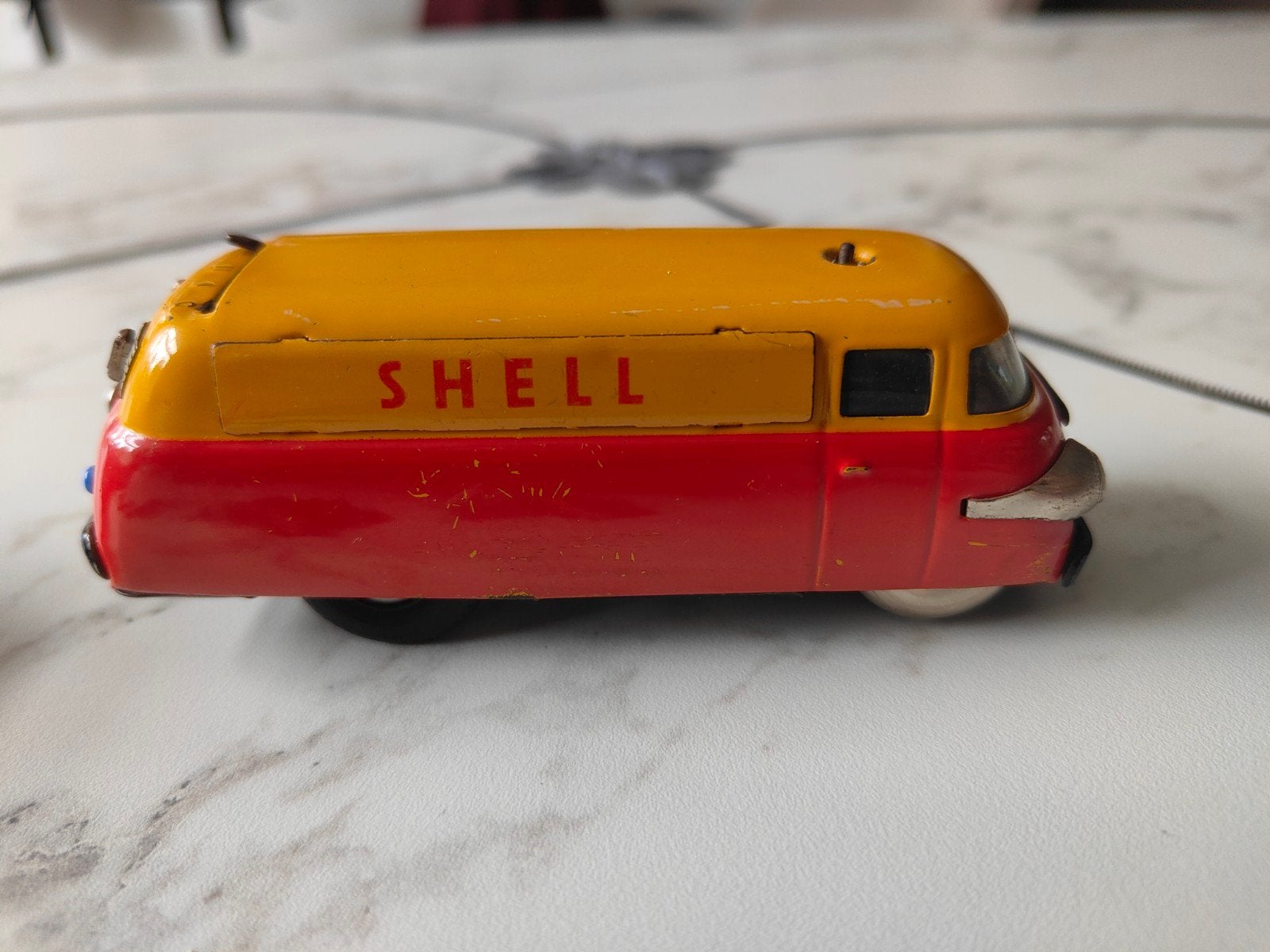 Schuco Varianto 3046 Shell en 3047 Brandweer met accessoires, Hobby en Vrije tijd, Ophalen of Verzenden, Gebruikt, Overige typen