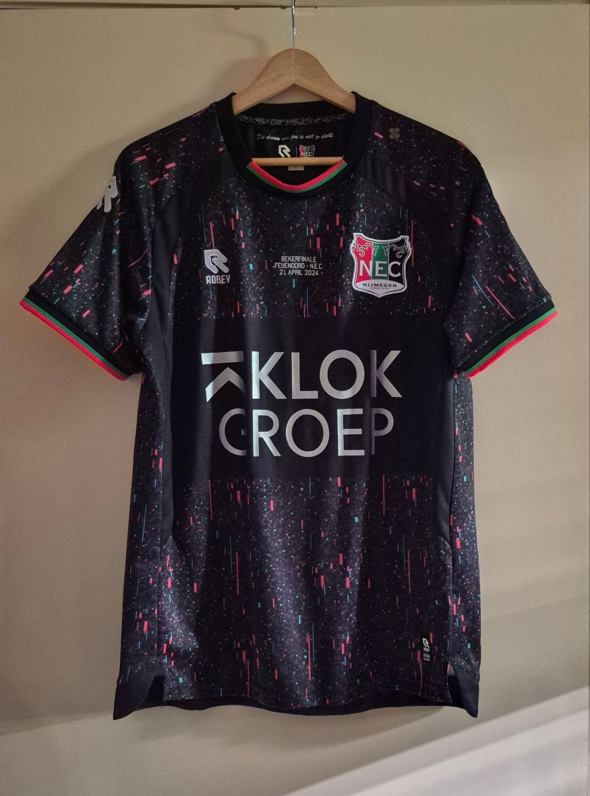NEC Nijmegen Bekerfinale Shirt 2024 - Maat L, Maat 52/54 (L), Ophalen of Verzenden, Zo goed als nieuw, Voetbal