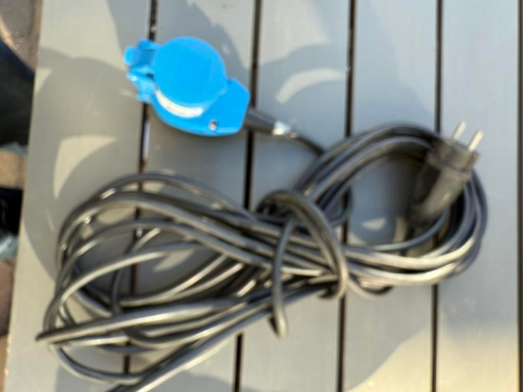 Te koop verlengsnoer camping +/- 10 mtr, Ophalen of Verzenden, Gebruikt
